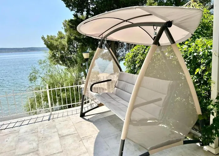 Ferienhaus House - 2m From Starigrad Paklenica