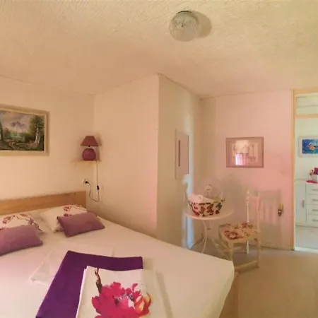 House - 2m From * Starigrad Paklenica